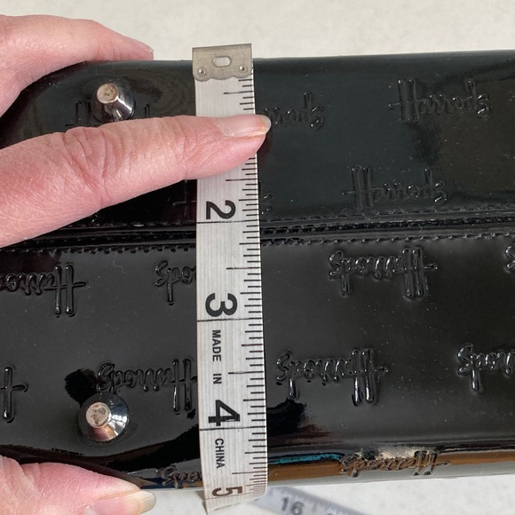 Harrods of London Shiny Patent Black Logo Tote - Picture 8 of 9